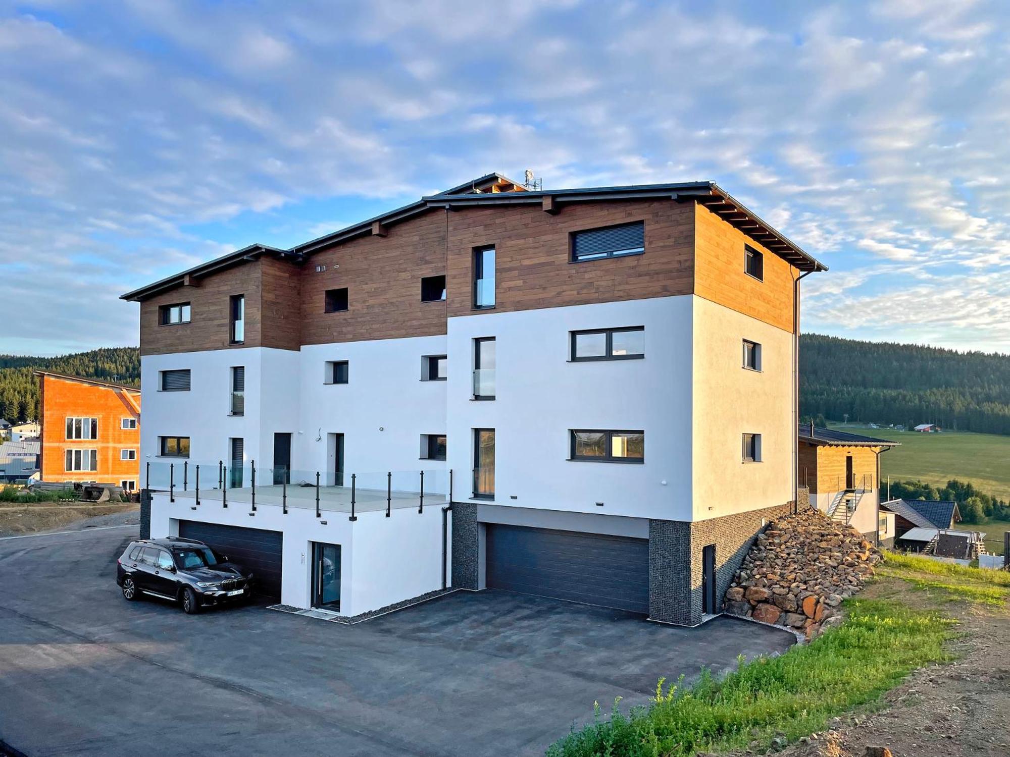 Apartmany Horizont Loučná pod Klínovcem Zewnętrze zdjęcie
